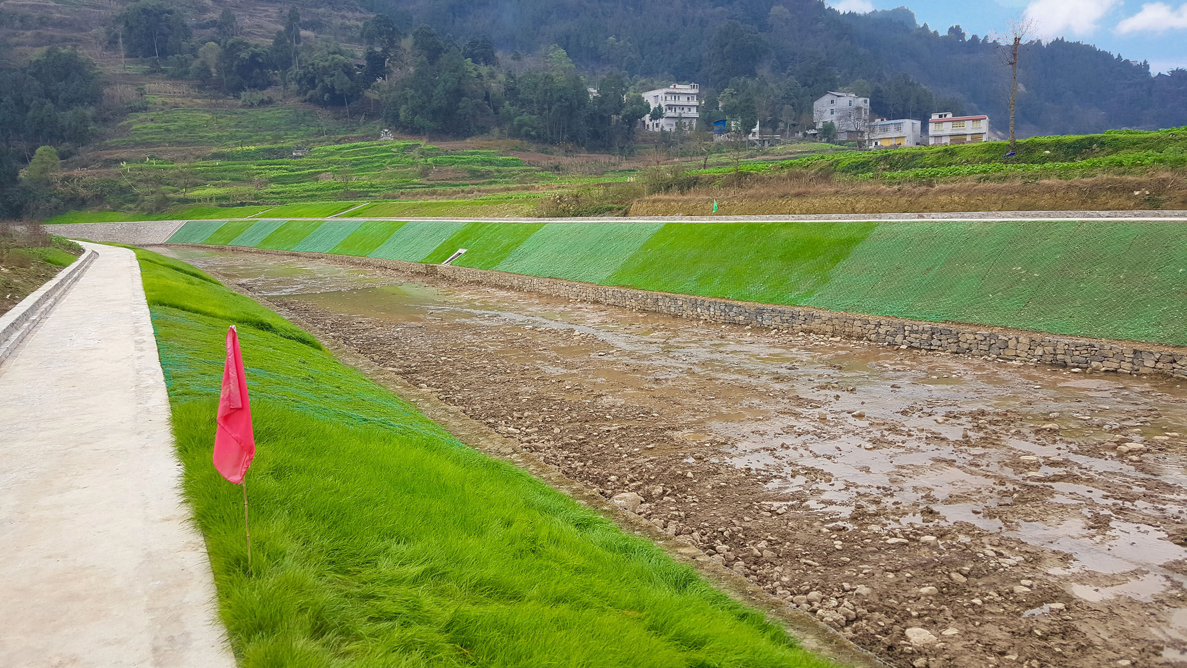 甘肃静宁：加快淤地坝建设 夯实农业农村发展基础_央广网